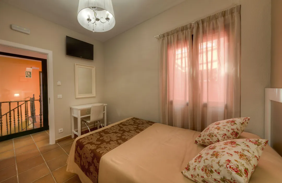 Hotel Doña Lina-1